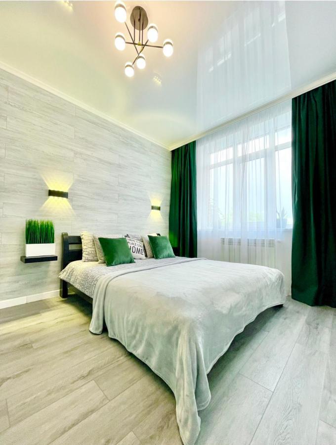 Green Room В Жк Рич Таун Ирпень Exteriör bild